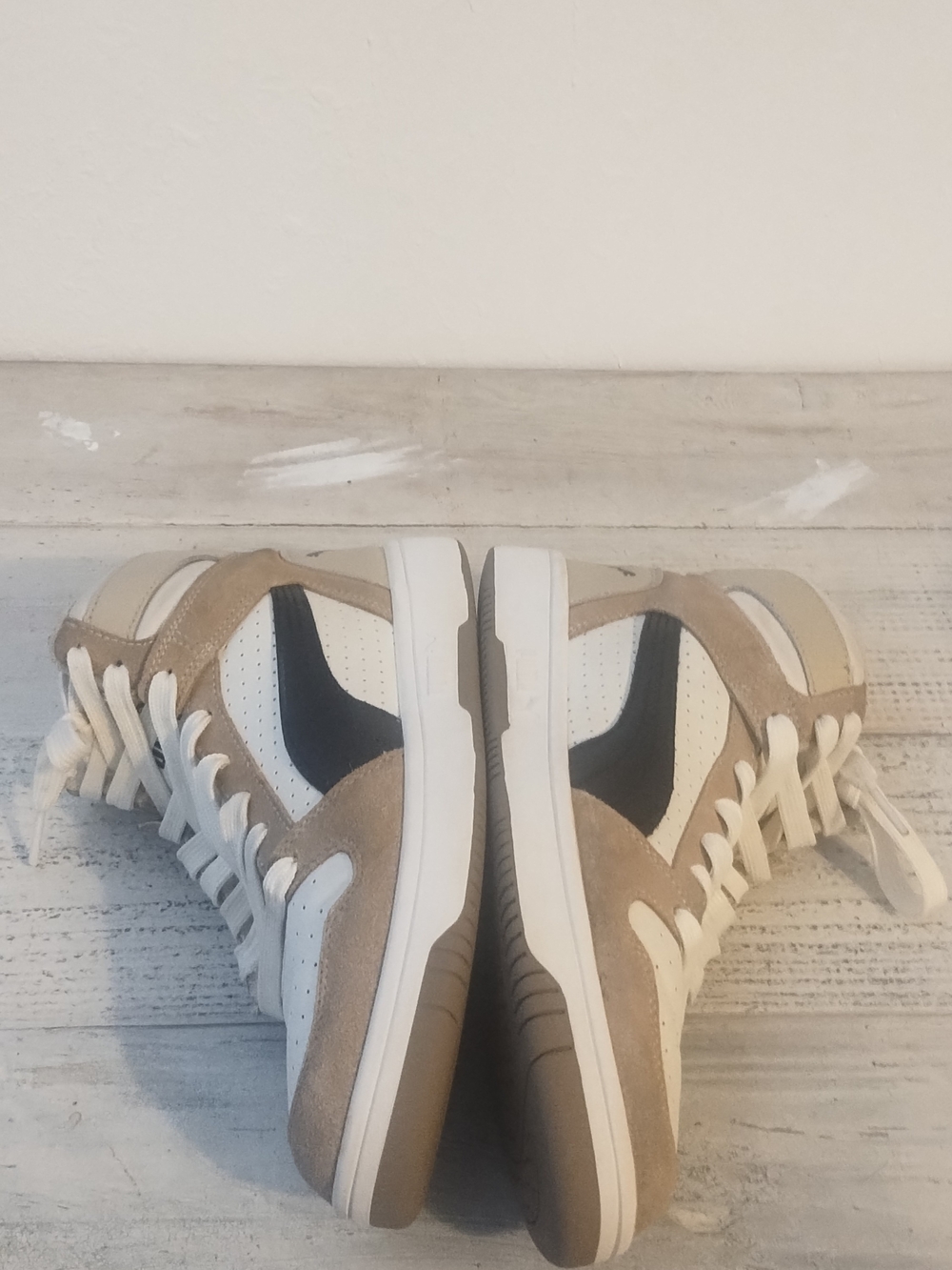 PUMA Rebound Layup SL Basketball Sneaker - Beige and black white395130-02/msz7.5 - Picture 11 of 16